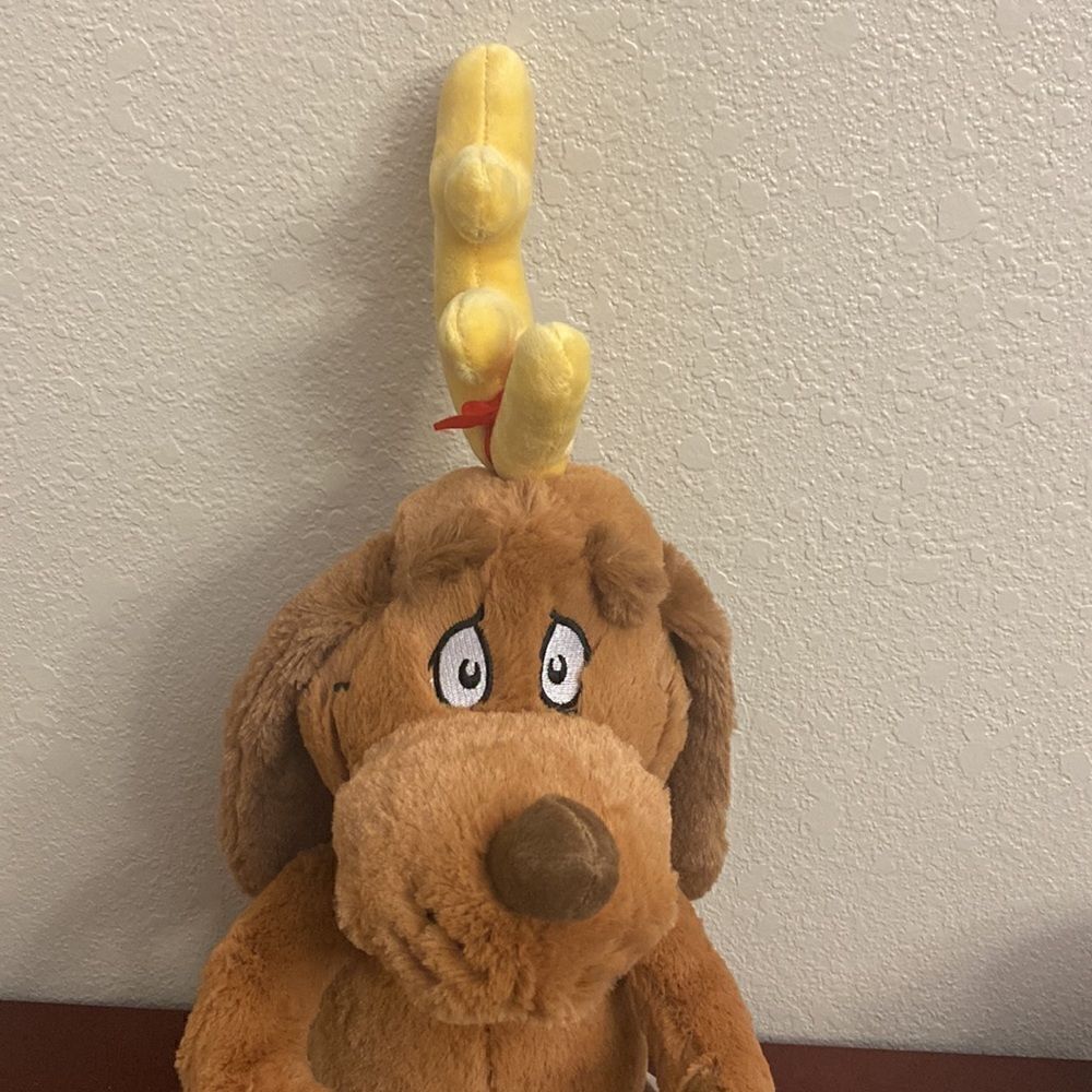 🎄🎄🎄The Grinch Max Plush!!! - Picture 3 of 8